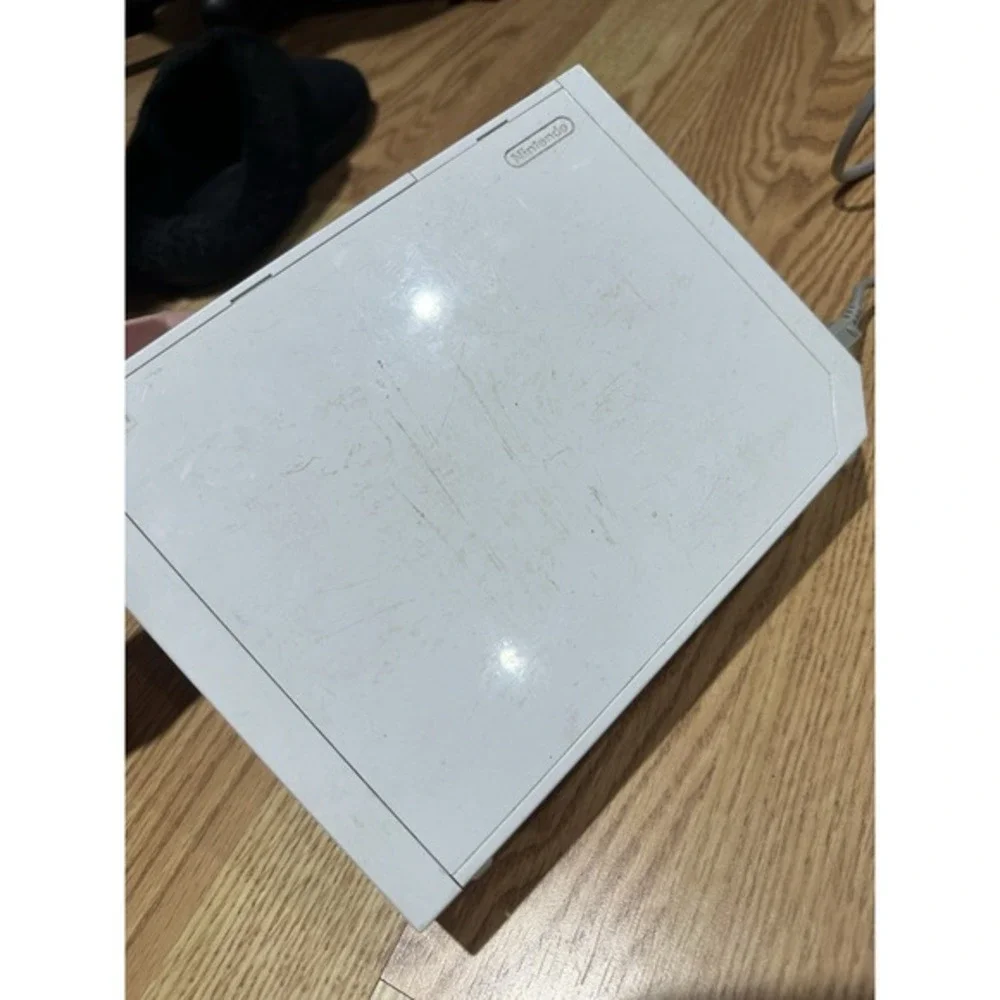 Nintendo Wii Video Game Console - Working - One Controller Works READ!! No games